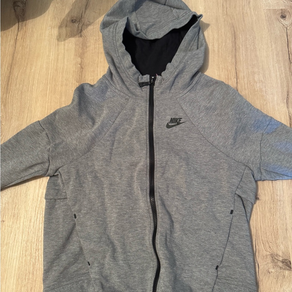Nike Black and Gray Sweatshirt